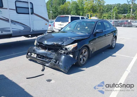 2007 BMW 530I из США, поврежденный, VIN WBANE73517CM55811